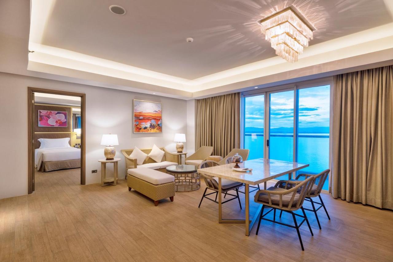 Dusit Thani Mactan Cebu Resort Lapu-Lapu City Kültér fotó